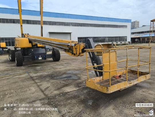 徐工GTBZ38S直臂式高空作業車