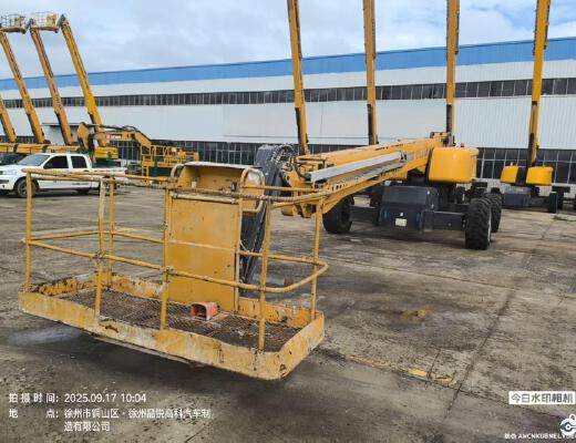 徐工GTBZ38S直臂式高空作业车