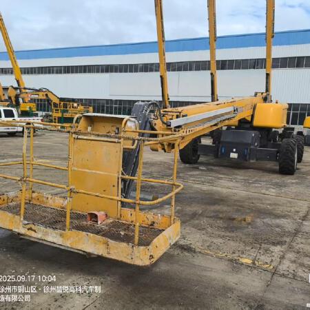 徐工GTBZ38S直臂式高空作业车