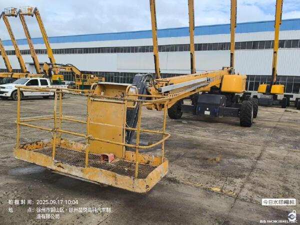 徐工GTBZ38S直臂式高空作業(yè)車(chē)