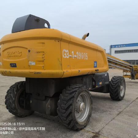 徐工GTBZ38S直臂式高空作业车