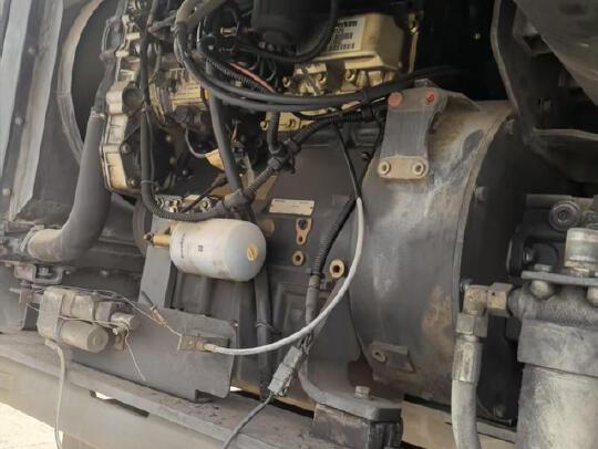 徐工GTBZ38S直臂式高空作業車