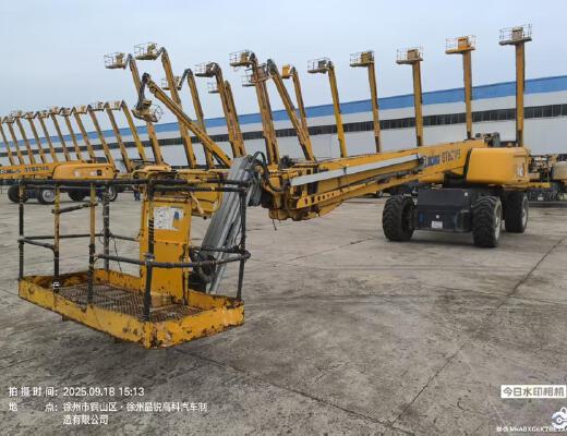 徐工GTBZ38S直臂式高空作业车