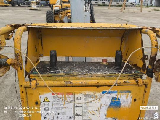 徐工GTBZ38S直臂式高空作業車