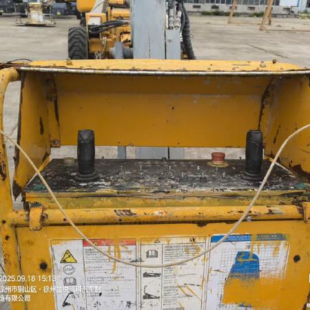 徐工GTBZ38S直臂式高空作业车