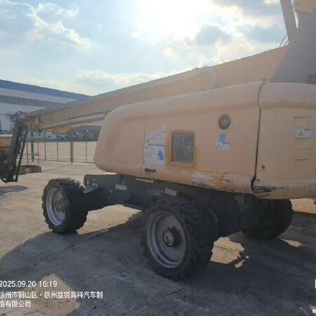 徐工GTBZ22S直臂式高空作业平台