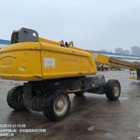 徐工GTBZ32S直臂式高空作业车