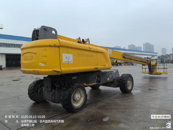 徐工GTBZ32S直臂式高空作業(yè)車