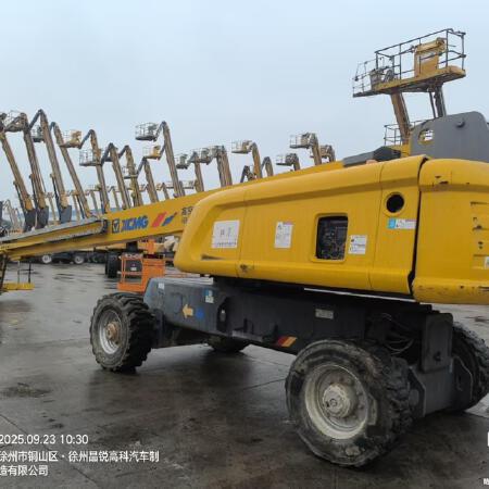 徐工GTBZ32S直臂式高空作业车