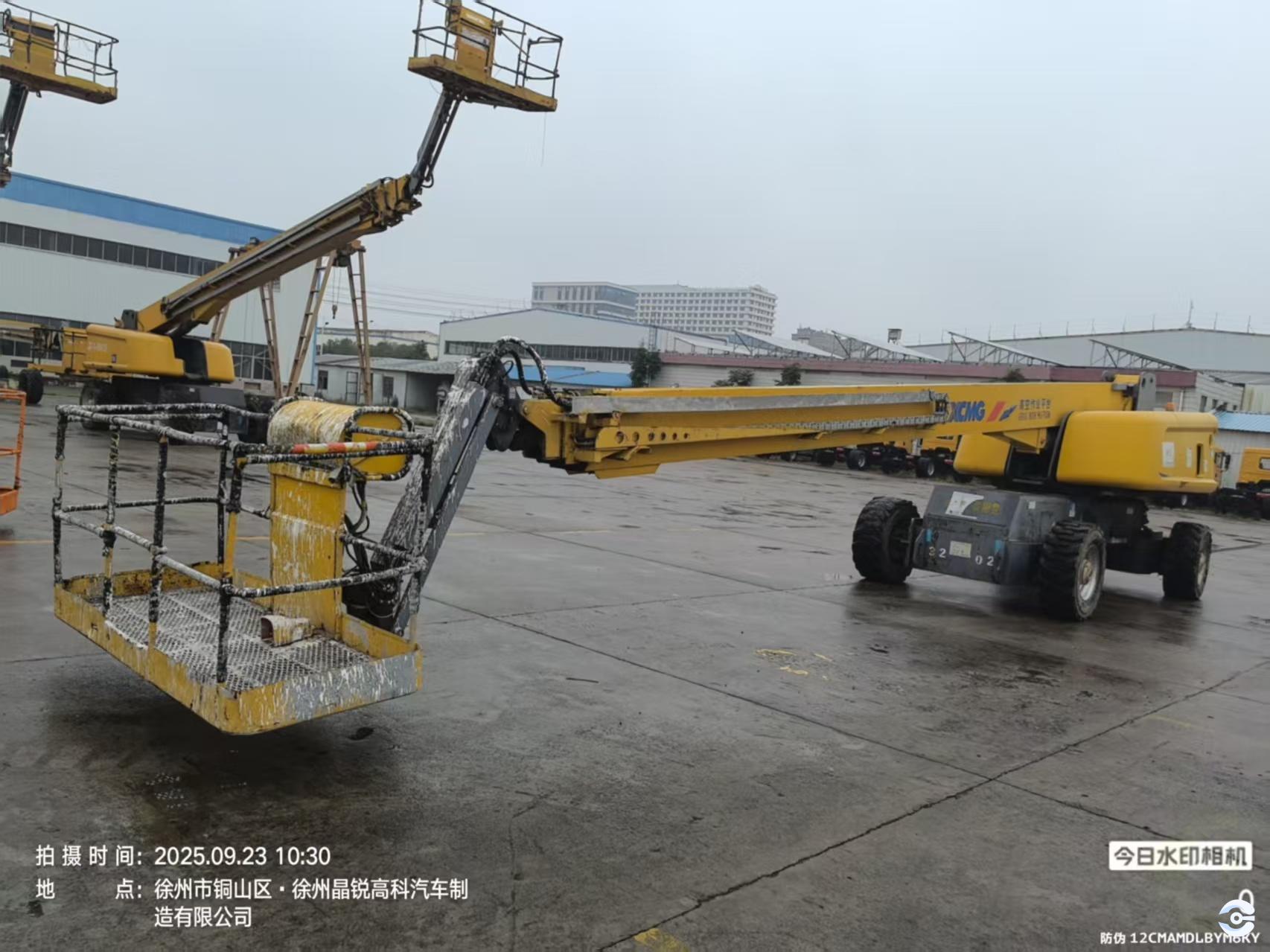 徐工GTBZ32S直臂式高空作業車