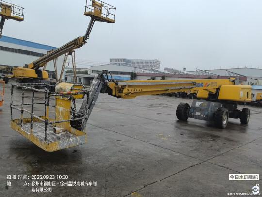 徐工GTBZ32S直臂式高空作業(yè)車