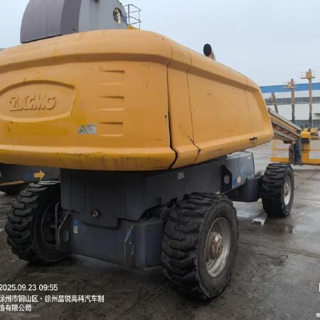 徐工GTBZ32S直臂式高空作业车