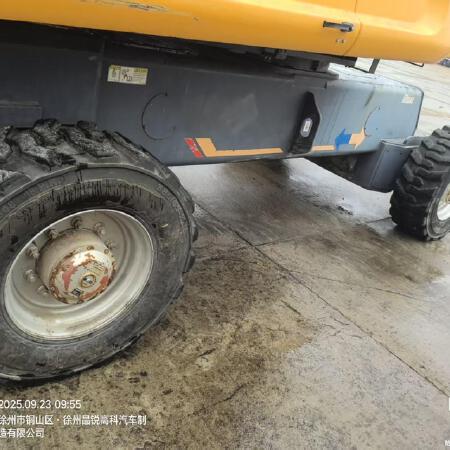 徐工GTBZ32S直臂式高空作业车