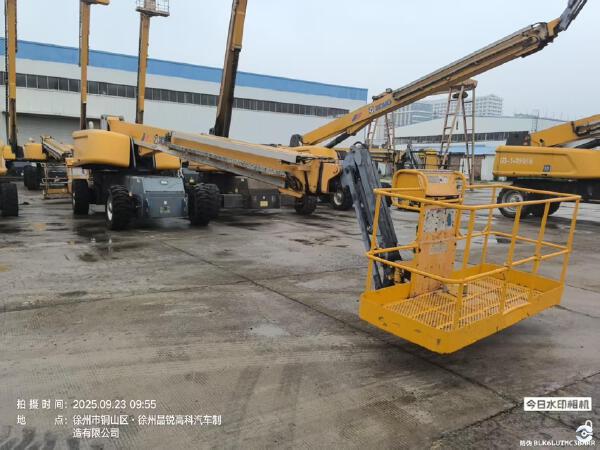 徐工GTBZ32S直臂式高空作業(yè)車