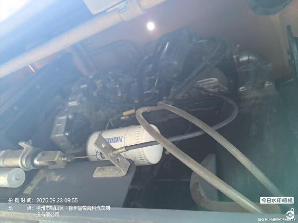 徐工GTBZ32S直臂式高空作業(yè)車