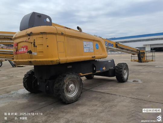 徐工GTBZ32S直臂式高空作業車