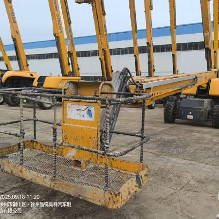 徐工GTBZ32S直臂式高空作业车