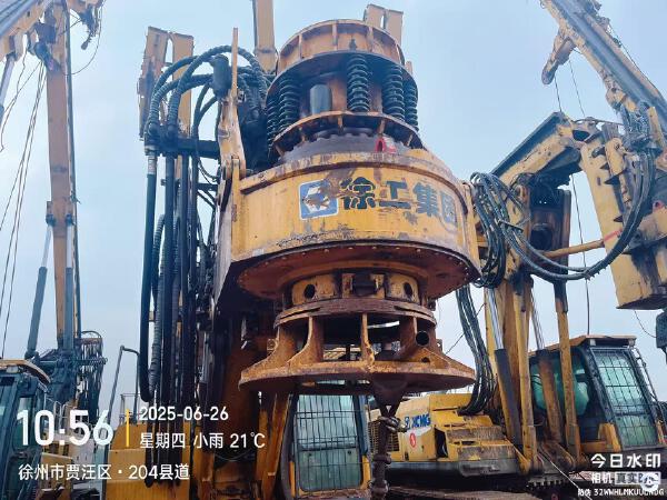 徐工XR180D旋挖鉆機(jī)