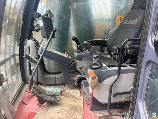 徐工XR240E旋挖鉆機