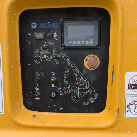 徐工GTBZ32S直臂式高空作业车