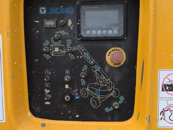 徐工GTBZ32S直臂式高空作業車