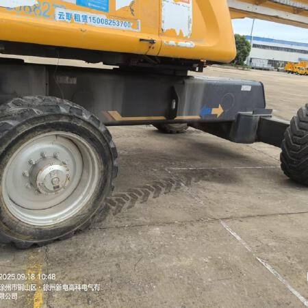 徐工GTBZ32S直臂式高空作业车