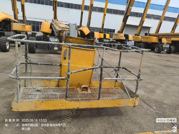 徐工GTBZ32S直臂式高空作業車