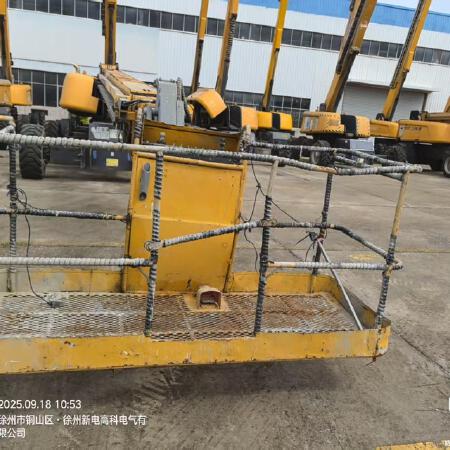 徐工GTBZ32S直臂式高空作业车