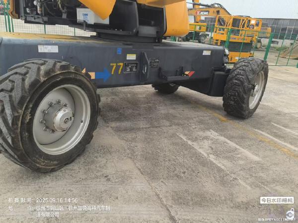 徐工GTBZ32S直臂式高空作業車