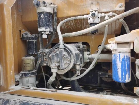 徐工XE245DK履帶式挖掘機