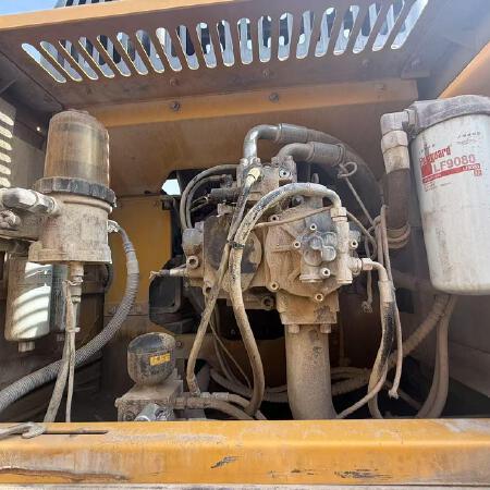 徐工XE490DK履带式挖掘机