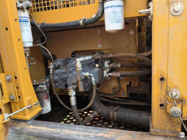 徐工XE135G履帶式挖掘機