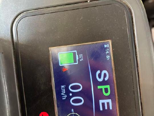 徐工XVB50-QLJ8-G電動平衡重叉車