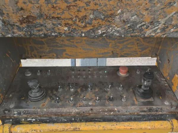 徐工GTBZ32S直臂式高空作業車