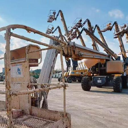 徐工GTBZ42S直臂式高空作业车