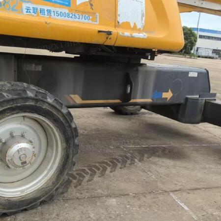 徐工GTBZ32S直臂式高空作业车