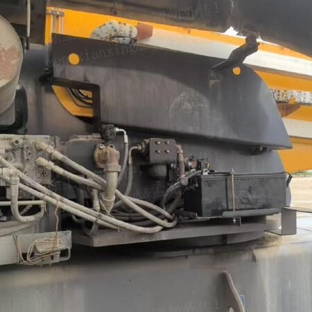 徐工GTBZ32S直臂式高空作业车