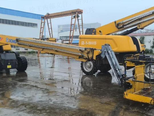 徐工GTBZ32S直臂式高空作業(yè)車