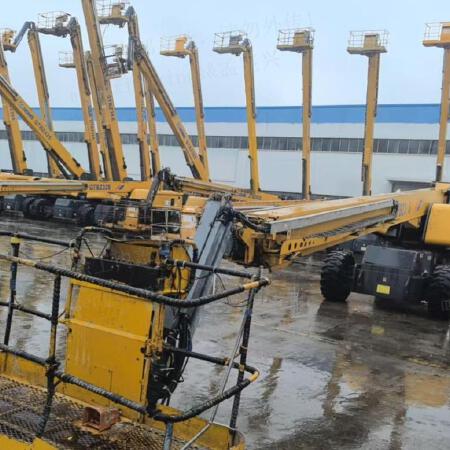 徐工GTBZ32S直臂式高空作业车