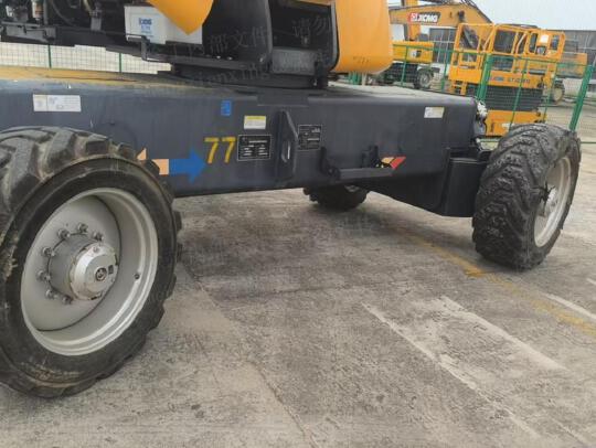 徐工GTBZ32S直臂式高空作業車