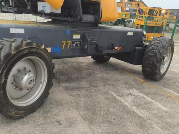 徐工GTBZ32S直臂式高空作業車