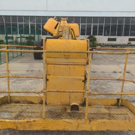 徐工GTBZ32S直臂式高空作业车