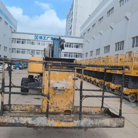 徐工GTBZ22S直臂式高空作业平台