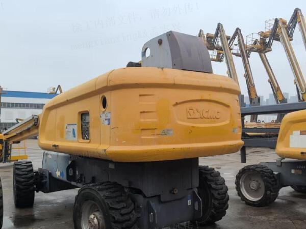 徐工GTBZ32S直臂式高空作業車