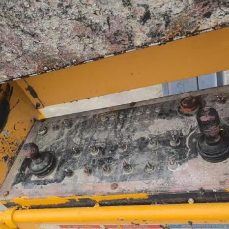 徐工GTBZ32S直臂式高空作业车