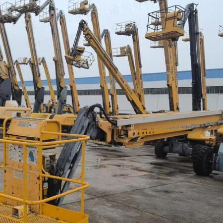 徐工GTBZ32S直臂式高空作业车