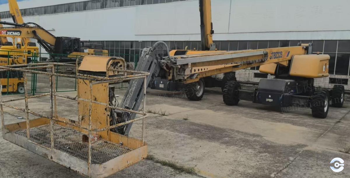 徐工GTBZ32S直臂式高空作業車