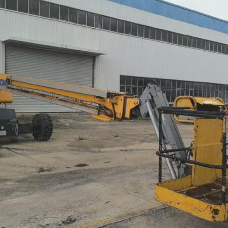 徐工GTBZ32S直臂式高空作业车