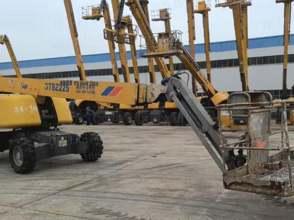 徐工GTBZ22S直臂式高空作業平臺