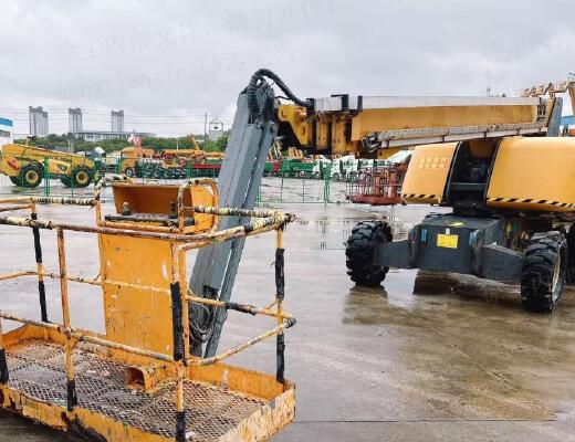 徐工GTBZ22S直臂式高空作业平台